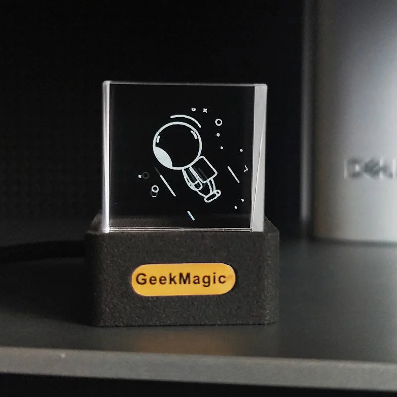 GeekMagic GIFTV Crystal